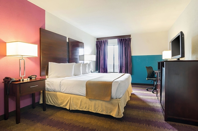 Imagen de la habitación del Hotel Holiday Inn and Suites Richmond West End, An Ihg. Foto 5
