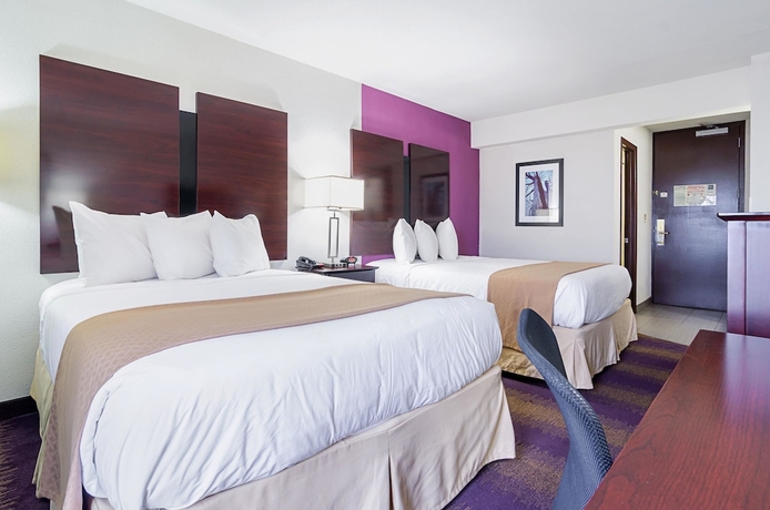 Imagen de la habitación del Hotel Holiday Inn and Suites Richmond West End, An Ihg. Foto 7