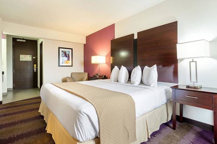 Imagen de la habitación del Hotel Holiday Inn and Suites Richmond West End, An Ihg. Foto 10
