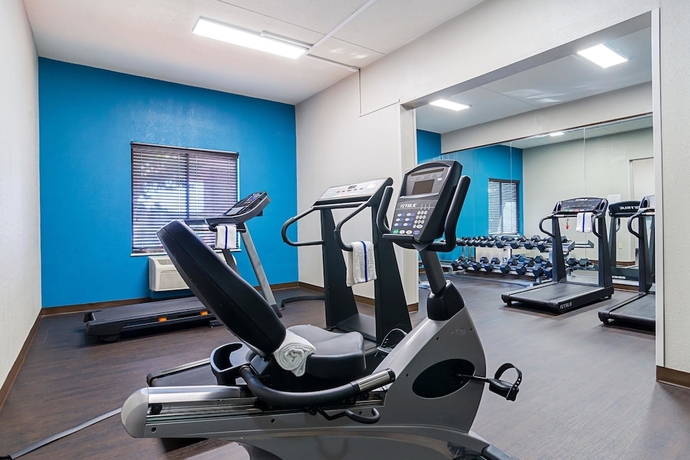 Imagen de los interiores del Hotel Holiday Inn and Suites Richmond West End, An Ihg. Foto 17