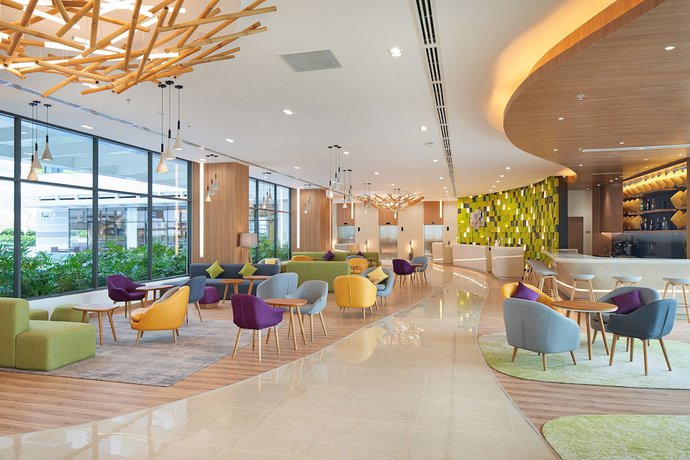 Imagen de los interiores del Hotel Holiday Inn and Suites Saigon Airport, Aeropuerto de Tan Son Nhat . Foto 19