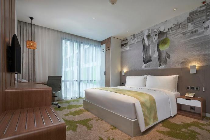 Imagen de la habitación del Hotel Holiday Inn and Suites Saigon Airport, Tan Binh . Foto 16