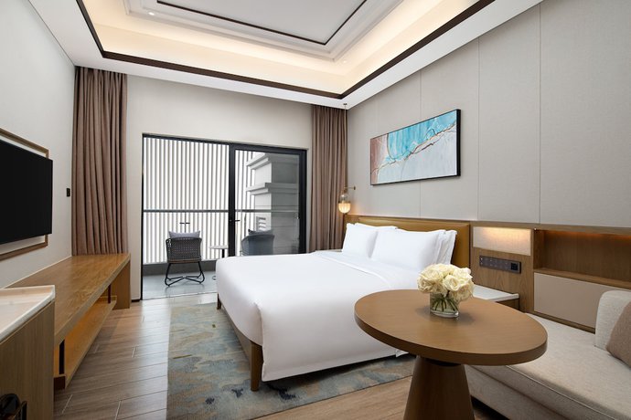 Imagen de la habitación del Hotel Holiday Inn and Suites Sanya Yalong Bay, an IHG. Foto 3