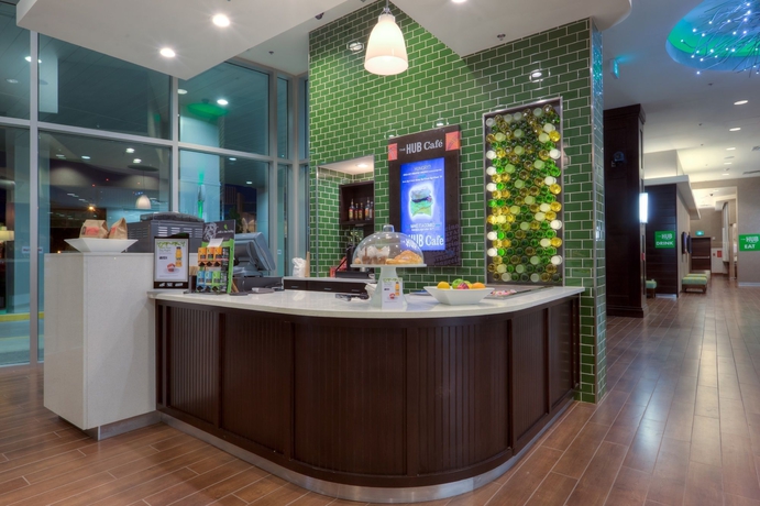 Imagen del bar/restaurante del Hotel Holiday Inn and Suites Saskatoon Downtown, An Ihg. Foto 11