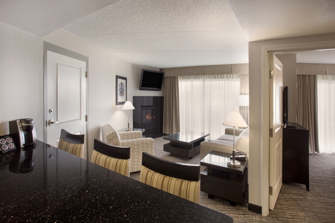 Imagen de los interiores del Hotel Holiday Inn and Suites Scottsdale North - Airpark, An Ihg. Foto 12