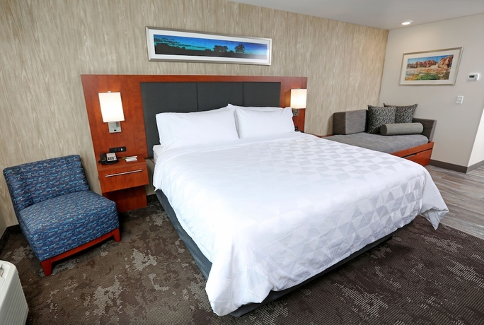 Imagen de la habitación del Hotel Holiday Inn and Suites Sioux Falls - Airport, An Ihg. Foto 5