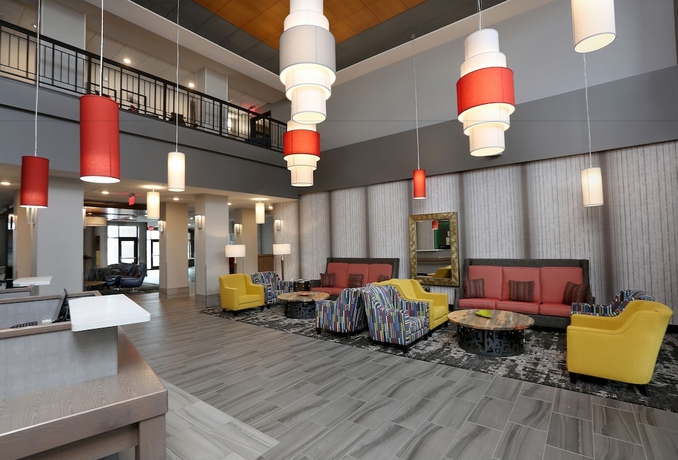 Imagen de los interiores del Hotel Holiday Inn and Suites Sioux Falls - Airport, An Ihg. Foto 19