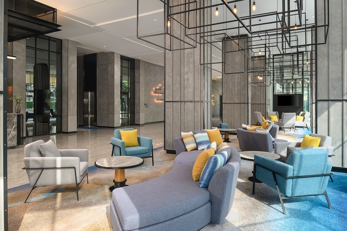 Imagen de los interiores del Hotel Holiday Inn and Suites Siracha Laemchabang, An Ihg. Foto 19