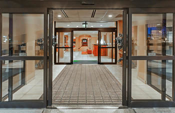 Imagen general del Hotel Holiday Inn and Suites Springfield - I-44, An Ihg. Foto 2