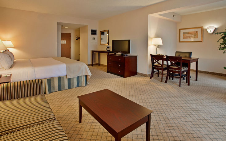 Imagen de la habitación del Hotel Holiday Inn and Suites Springfield - I-44, An Ihg. Foto 8
