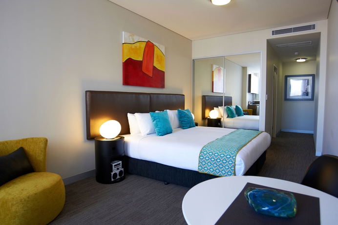 Imagen de la habitación del Hotel Holiday Inn and Suites Sydney Bondi Junction, An Ihg. Foto 2