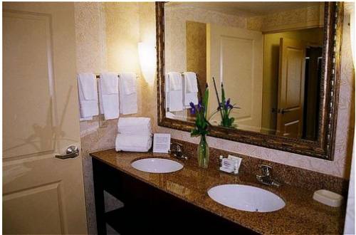 Imagen de la habitación del Hotel Holiday Inn and Suites Tallahassee Conference Ctr N, An Ihg. Foto 8