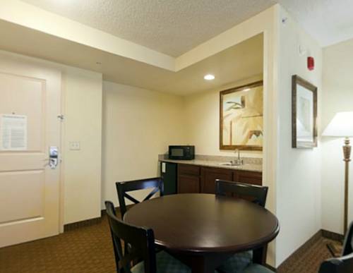 Imagen de la habitación del Hotel Holiday Inn and Suites Tallahassee Conference Ctr N, An Ihg. Foto 10