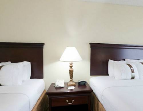 Imagen de la habitación del Hotel Holiday Inn and Suites Tallahassee Conference Ctr N, An Ihg. Foto 11