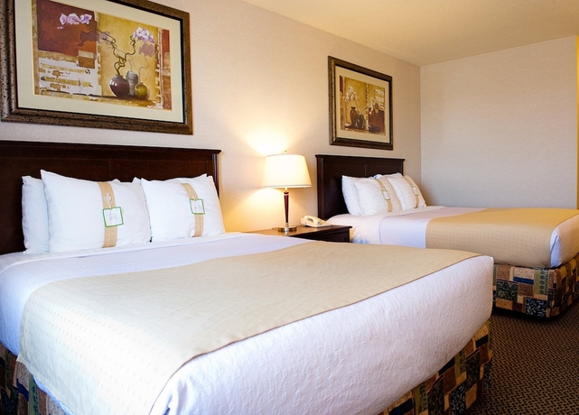 Imagen de la habitación del Hotel Holiday Inn and Suites West Edmonton, An Ihg. Foto 11