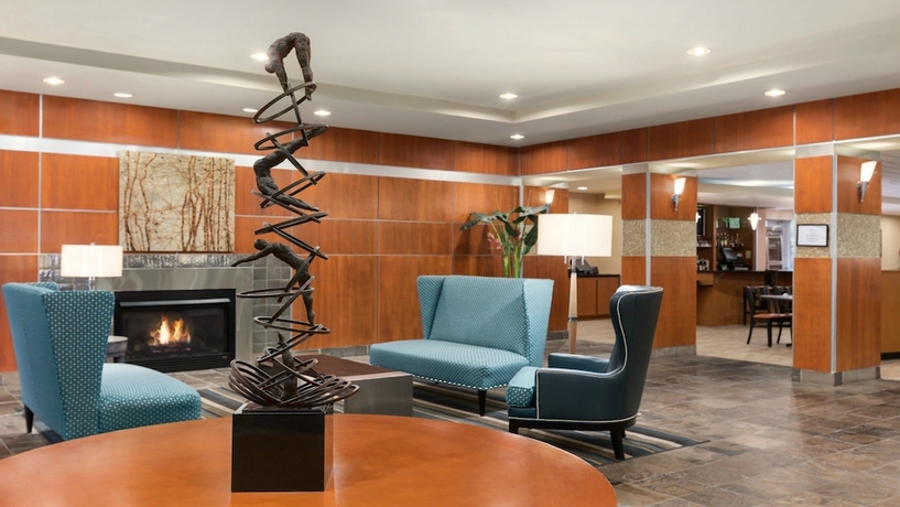 Imagen de los interiores del Hotel Holiday Inn and Suites Williamsburg-historic Gateway, An Ihg. Foto 14