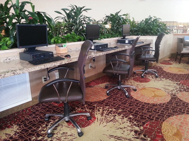 Imagen de los interiores del Hotel Holiday Inn at Orlando International Airport. Foto 15