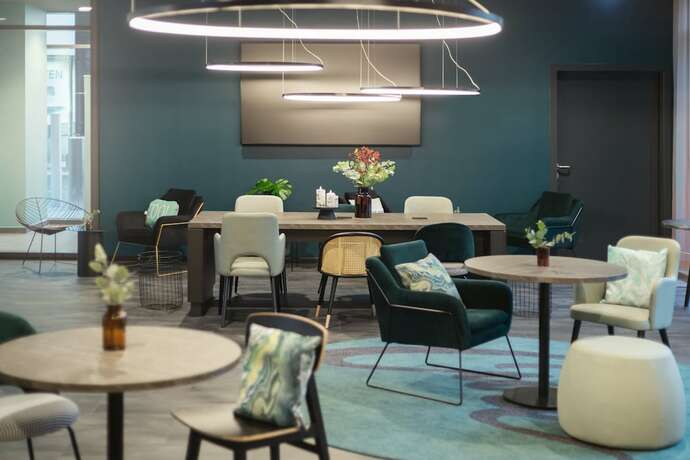 Imagen del bar/restaurante del Hotel Holiday Inn - the niu, Cure Erlangen by IHG. Foto 13