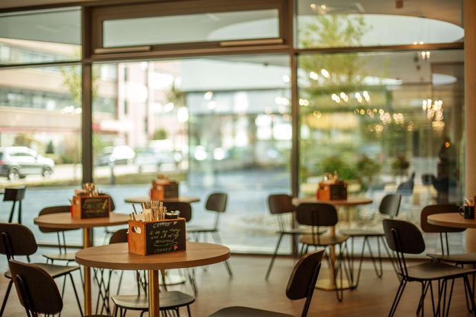 Imagen del bar/restaurante del Hotel Holiday Inn - the niu, Mesh Stuttgart Messe by IHG. Foto 6