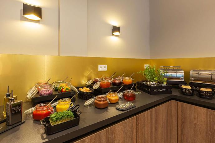 Imagen del bar/restaurante del Hotel Holiday Inn - the niu, Mesh Stuttgart Messe by IHG. Foto 8