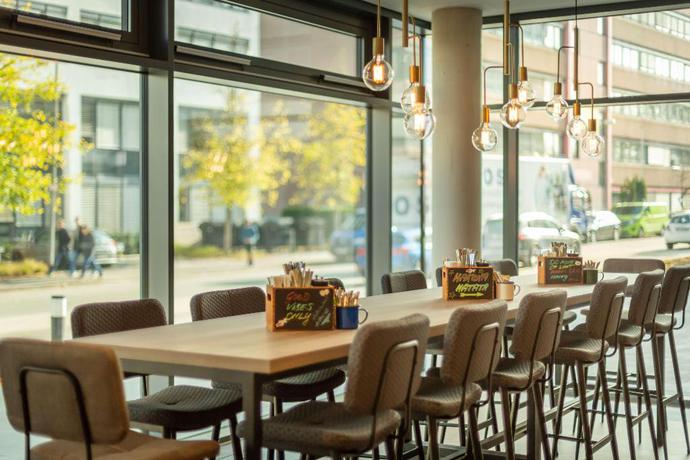 Imagen del bar/restaurante del Hotel Holiday Inn - the niu, Mesh Stuttgart Messe by IHG. Foto 11