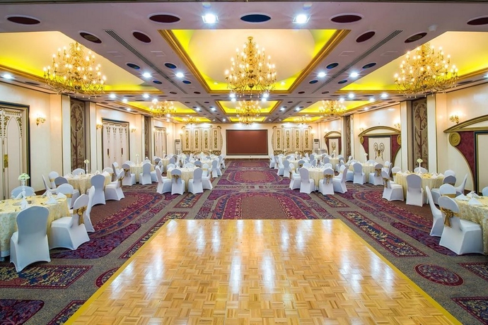 Imagen general del Hotel Holiday International Sharjah. Foto 6