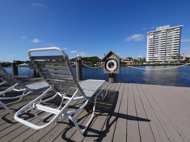 Imagen general del Hotel Holiday Isle Yacht Club. Foto 1