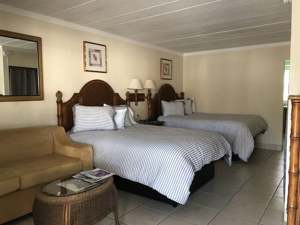 Imagen de la habitación del Hotel Holiday Isles Resort. Foto 17