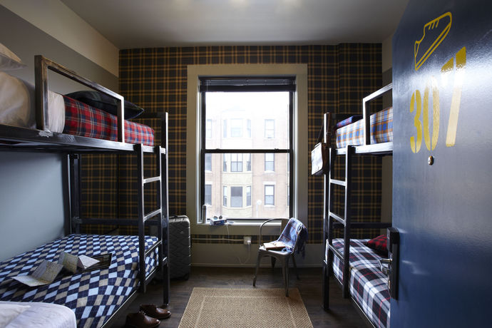 Imagen de los interiores del Hotel Holiday Jones. Foto 13