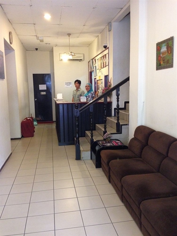Imagen de los interiores del Hotel Holiday, Kota Kinabalu. Foto 5