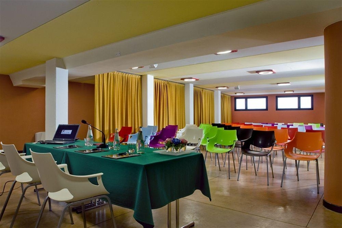 Imagen general del Hotel Holiday La Marca. Foto 5