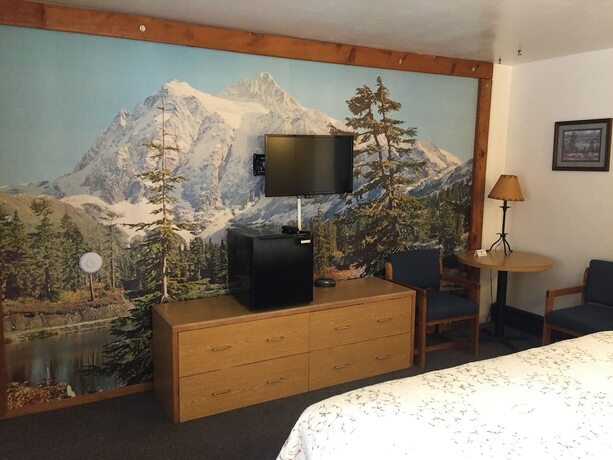 Imagen general del Hotel Holiday Lodge, Grass Valley. Foto 4