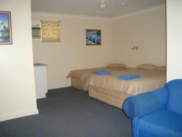Imagen de la habitación del Hotel Holiday Lodge Motor Inn. Foto 5
