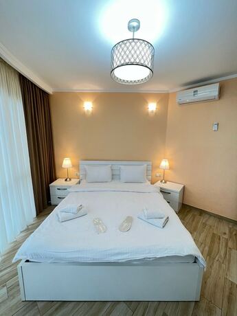 Imagen general del Hotel Holiday Lux Sea Towers Batumi. Foto 6