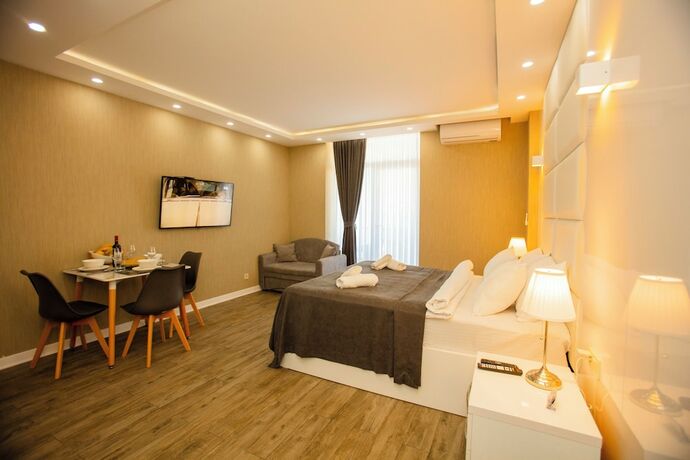 Imagen general del Hotel Holiday Lux Sea Towers Batumi. Foto 9
