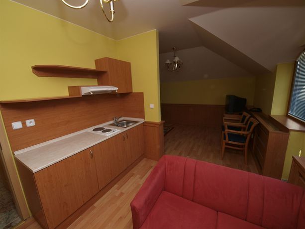 Imagen del bar/restaurante del Hotel Holiday Macocha. Foto 3