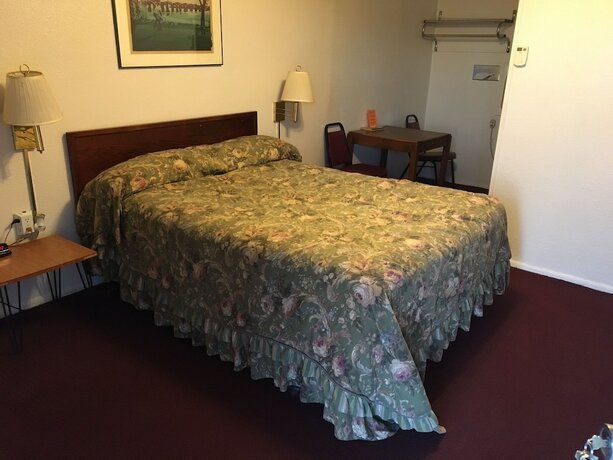 Imagen general del Hotel Holiday Motel. Foto 5