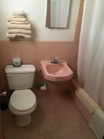 Imagen general del Hotel Holiday Motel. Foto 16