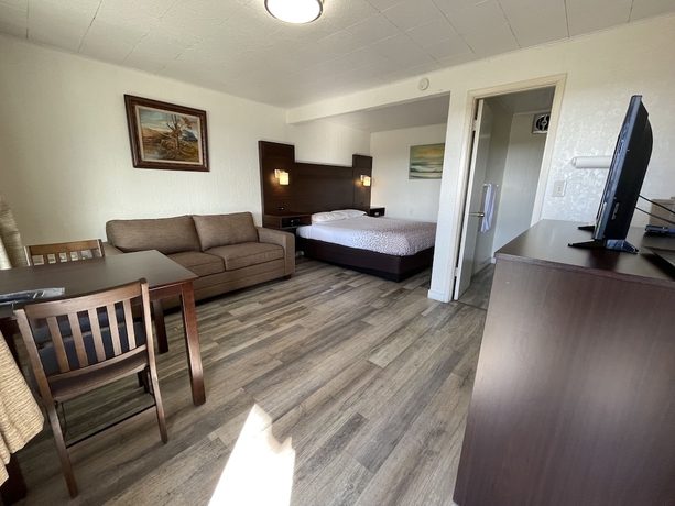 Imagen de la habitación del Hotel Holiday Motel. Foto 6