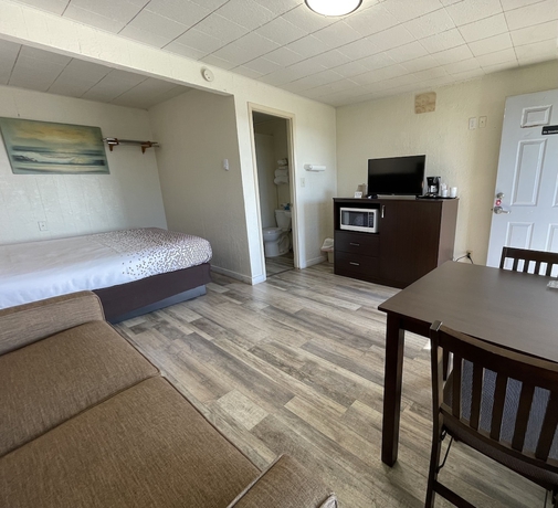 Imagen de la habitación del Hotel Holiday Motel. Foto 7