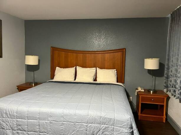 Imagen general del Hotel Holiday Motel, Jeffersonville. Foto 3