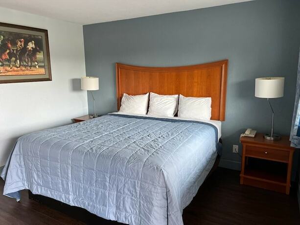 Imagen general del Hotel Holiday Motel, Jeffersonville. Foto 5