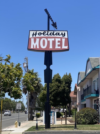 Imagen general del Hotel Holiday Motel, Morgan Hill. Foto 2