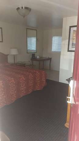 Imagen de la habitación del Hotel Holiday Motel Oakdale. Foto 6