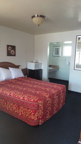 Imagen de la habitación del Hotel Holiday Motel Oakdale. Foto 14