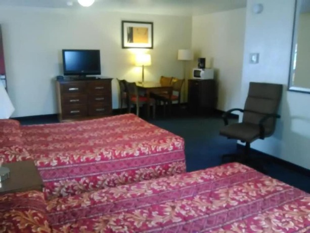 Imagen de la habitación del Hotel Holiday Motel Oakdale. Foto 15