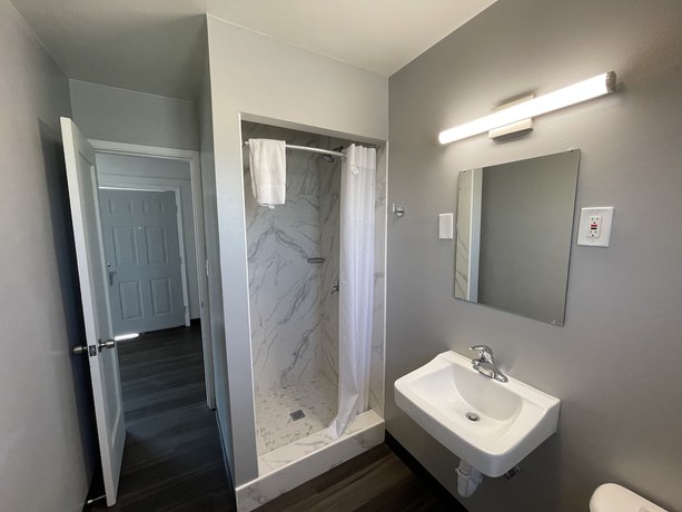 Imagen de la habitación del Hotel Holiday Motel, Portland. Foto 5