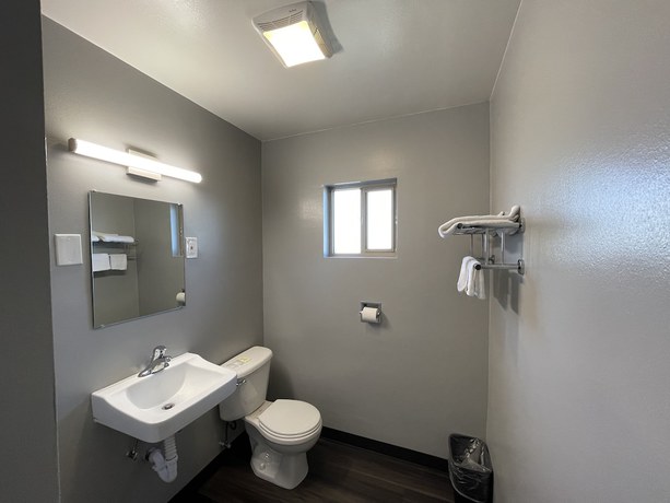 Imagen de la habitación del Hotel Holiday Motel, Portland. Foto 16