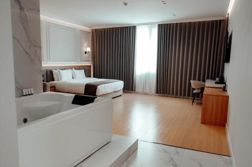 Imagen de la habitación del Hotel Holiday, Nik&euml;l. Foto 20