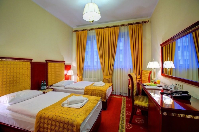 Imagen de la habitación del Hotel Holiday Park. Foto 10